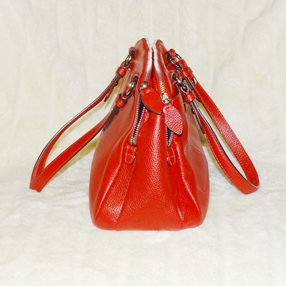 Red leather Authentic Coach Purse - Picture 2 of 8